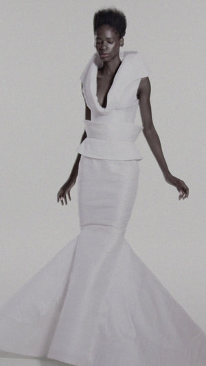 LOOK 19